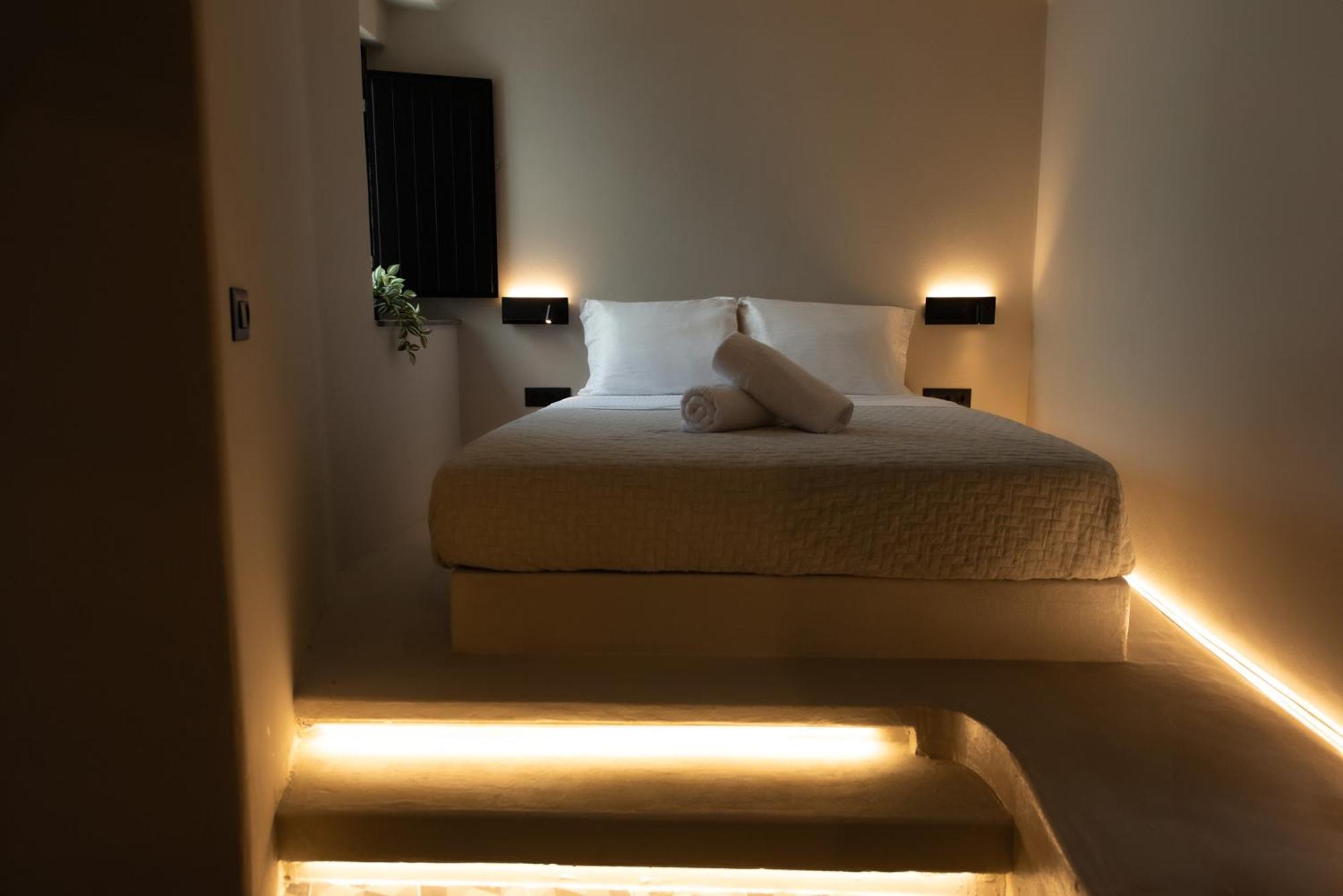 Noir Cave Villa With Private Jacuzzi And Sunset Terrace Pýrgos Exterior foto