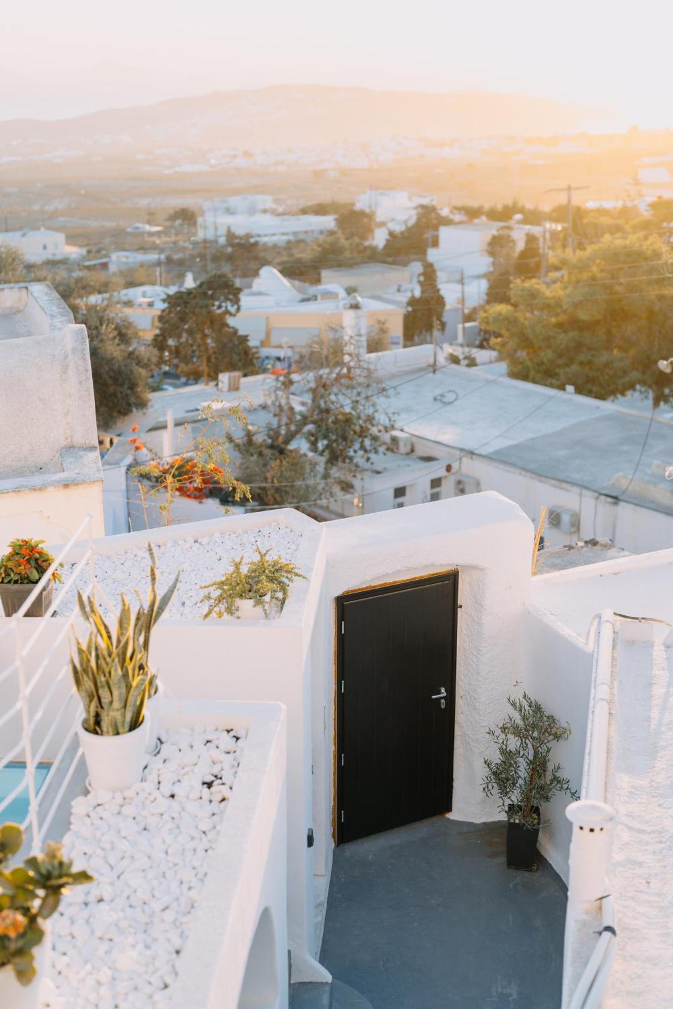 Noir Cave Villa With Private Jacuzzi And Sunset Terrace Pýrgos Exterior foto